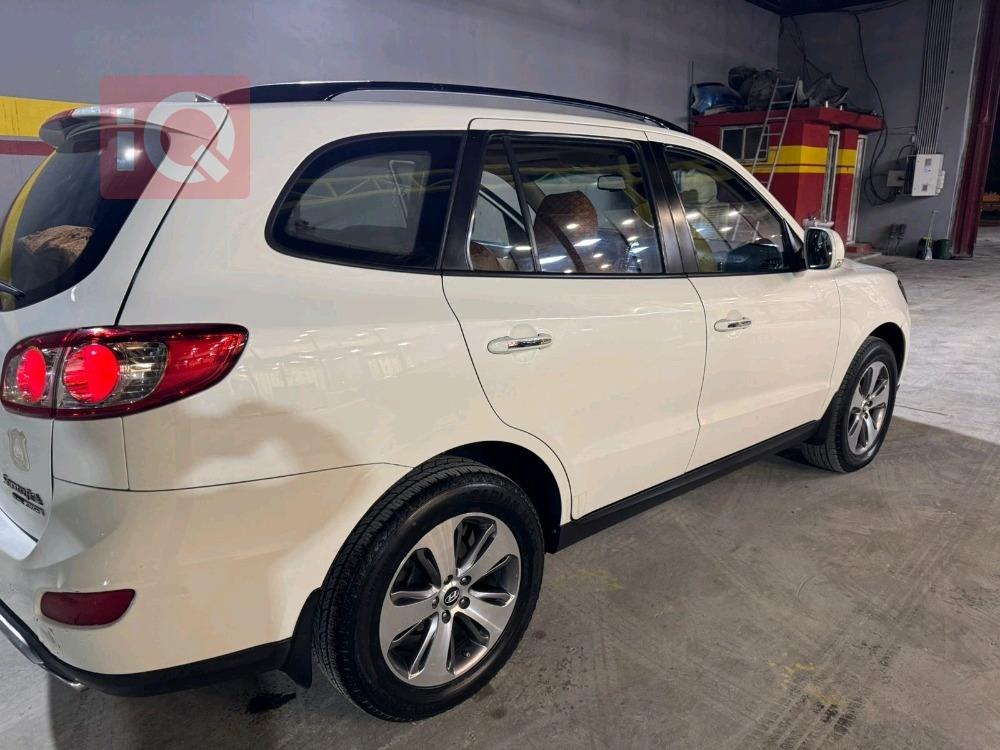 هيونداي سانتافي